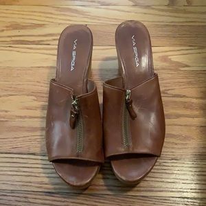 Via Spiga chestnut zipper wedge size 9.5